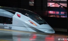 极速450km/h！CR450复兴号原型车露面：车头极其科幻