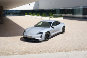 保时捷CEO：2019年底就问世的Taycan可能来得太早了