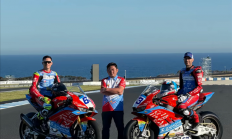 新手被禁买大排量 张雪机车遭举报 律师回应是否侵权