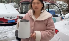 热水浇车玻璃会炸吗？女子拿别人车做实验 回应更让网友气笑