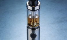 新研究警告：吸电子烟可能致癌