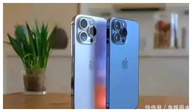 库克够狠！销量不好就降价，iPhone15又跌了，这套路能持续多久？59岁张曼玉暴增20斤大变身！老土奶奶衫穿出满满女人味，美到让人看不出年龄 第2张