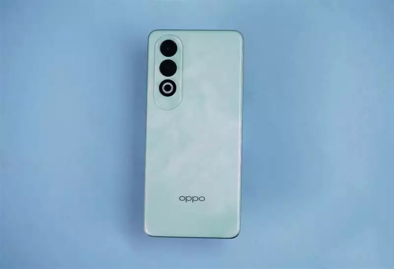 oppok1续航测试（续航秒杀同价位所有手机！OPPO K12评测：5500mAh大电池能用一天半曾被千万人表白“我等你长大”，如今她27岁长成这样，网友：告辞了） 第5张