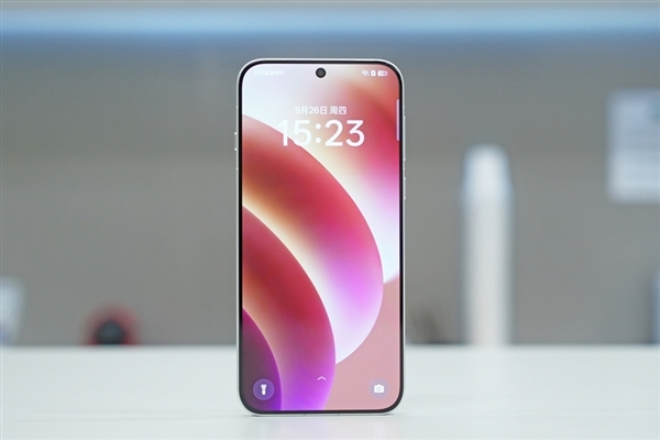 OPPO Find X8标配磁吸生态：打造大量配件 兼容苹果设备 X8 第1张