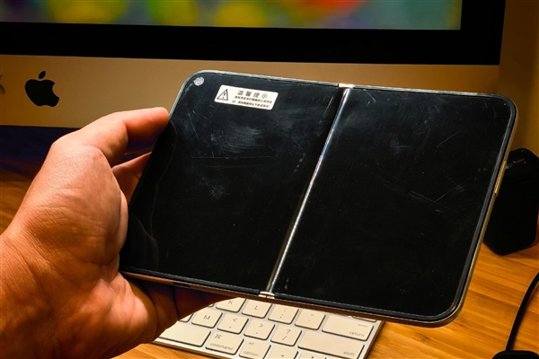 iPhone Ultra取消Face ID:改用侧边指纹 博主感叹像是在做梦 ID 第1张 iPhone Ultra取消Face ID:改用侧边指纹 博主感叹像是在做梦 ID 第1张