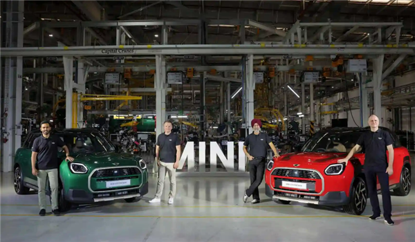 降到34万！宝马推出MINI Countryman C车型：超120家厂商供应零部件 宝马MINI C 第1张