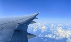 刚买票2小时 旅客在12306上退机票：祥鹏航空扣票价75%深圳航空全退
