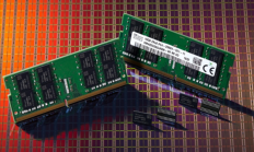 比黄金还猛！内存一年暴涨超3000元 商家：不建议普通人囤货