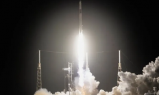 美国“龙”飞船将新一批宇航员送往国际空间站：计划开展多项科研实验