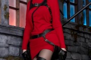 美女Cos《生化危机》艾达王美照 性感好身材藏不住