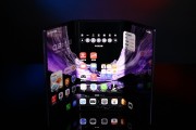 史上最完美的三折叠！华为Mate XT 2非凡大师上手