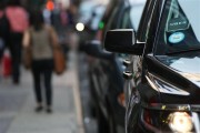 美国23岁醉酒女子坐网约车 被司机扔高速路口遇车祸身亡！Uber被判赔超2.6亿元