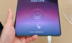 折痕没了！OPPO Find N6登陆线下门店 网友：这才叫无印良品