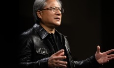 中国芯片跟美国相比到底还有多少差距 黄仁勋：仅落后几纳秒