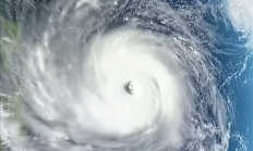 “巴威”再度增强为强台风级 最新路径公布：多地将迎暴雨