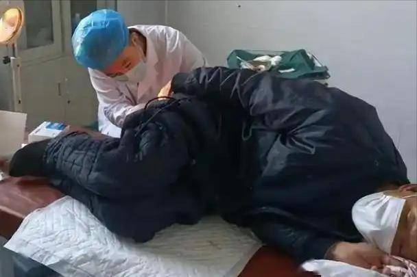 肛垫是什么?自动弹力线套扎术与消痔灵注射有何区别? 肛垫 第4张 肛垫是什么?自动弹力线套扎术与消痔灵注射有何区别? 肛垫 第4张