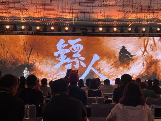 李连杰时隔14年出演《镖人》电影:搭档吴京、袁和平 李连杰 镖人 第1张 李连杰时隔14年出演《镖人》电影:搭档吴京、袁和平 李连杰 镖人 第1张