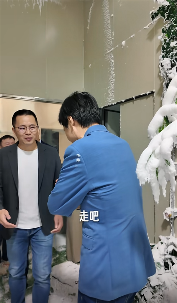 雷军亲测小米空调实验室:零下20℃直呼冻死了 小米空调实验室 第2张 雷军亲测小米空调实验室:零下20℃直呼冻死了 小米空调实验室 第2张