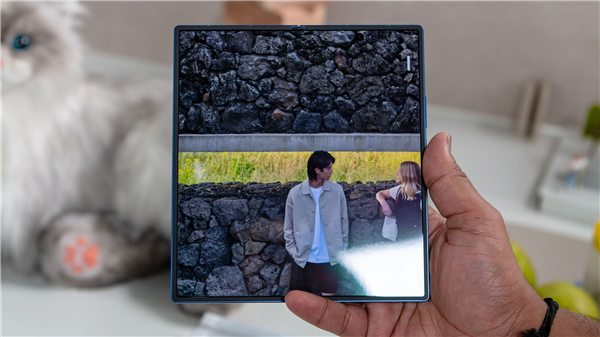 三星Galaxy Z Fold7图赏:全球最轻大折叠 比iPhone 16 Pro Max还要轻 Fold7 第11张 三星Galaxy Z Fold7图赏:全球最轻大折叠 比iPhone 16 Pro Max还要轻 Fold7 第11张