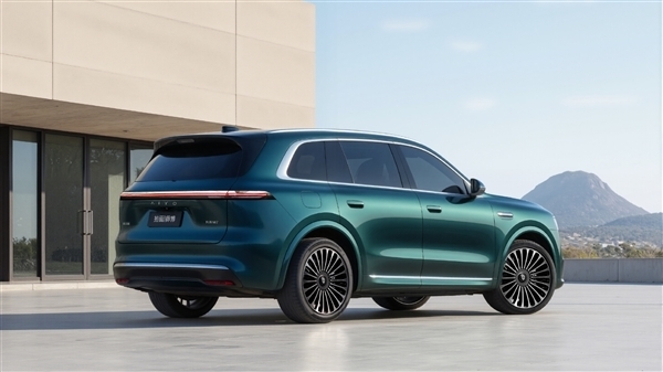 真稳了!全新问界M7实车曝光:全面革新、终于有纯电了 全新问界M7 第2张 真稳了!全新问界M7实车曝光:全面革新、终于有纯电了 全新问界M7 第2张