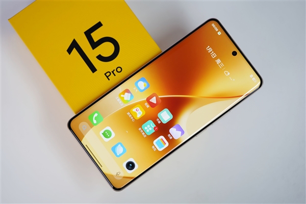 每台都独一无二!真我15 Pro图赏 真我15 Pro 第6张 每台都独一无二!真我15 Pro图赏 真我15 Pro 第6张