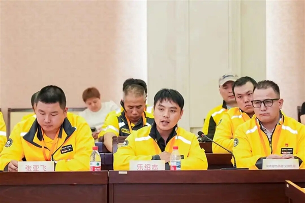 美团与骑手签保障协议:平台补贴50%养老保险费用、年底前取消超时扣款 美团与骑手签保障协议 第3张 美团与骑手签保障协议:平台补贴50%养老保险费用、年底前取消超时扣款 美团与骑手签保障协议 第3张