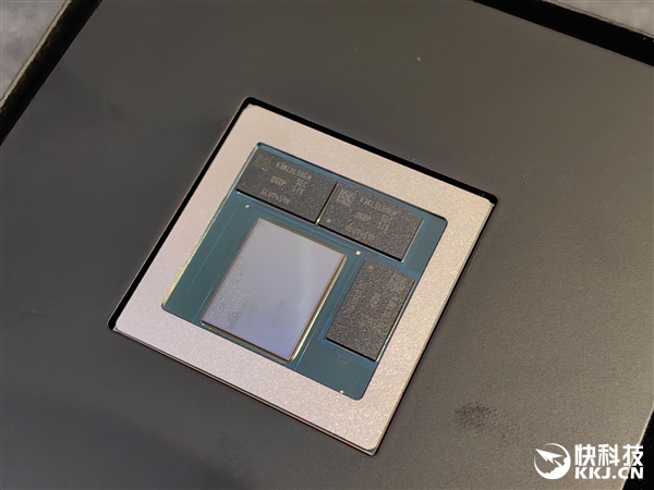 高通骁龙X2 Elite发布：Arm兼容CPU首次跨越5GHz、能效秒杀任何x86 Elite 第30张