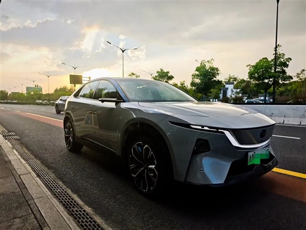 11.99万的中大型SUV 马自达塞车也无所谓了 马自达中大型SUV 第7张