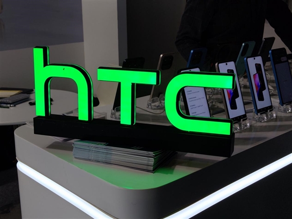 昔日安卓机王者!HTC手机要回归:电竞风格新机亮相 HTC手机回归 第5张 昔日安卓机王者!HTC手机要回归:电竞风格新机亮相 HTC手机回归 第5张