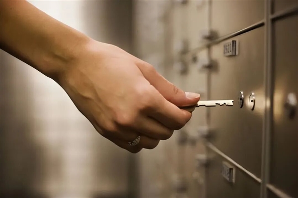 7000万韩元全变成“小黄鸭纸钞”!韩国一银行经理监守自盗 银行经理监守自盗 第4张 7000万韩元全变成“小黄鸭纸钞”!韩国一银行经理监守自盗 银行经理监守自盗 第4张