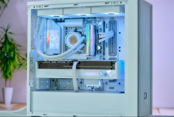 融入雕妹二次元设计！技嘉B850 AORUS ELITE-P ICE主板图赏 技嘉B850 ICE主板 第2张