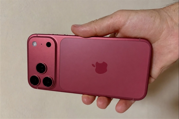 iPhone 18 Pro首次搭载可变光圈镜头:光圈参数与华为Pura 80 Pro保持一致 Pro 第1张 iPhone 18 Pro首次搭载可变光圈镜头:光圈参数与华为Pura 80 Pro保持一致 Pro 第1张