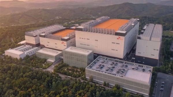 内存太赚钱了！SK海力士砸54万亿韩元新建两座晶圆厂：扩容内存产能！ SK海力士 第2张