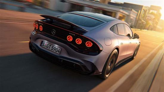 对标保时捷Taycan！奔驰AMG GT53四门轿跑亮相：仅10分钟补能534km 奔驰AMG GT53四门轿跑 第4张