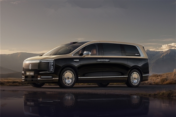 尊界V680、V800上市快报出炉：10个里7个对比丰田埃尔法威尔法 尊界V680 第1张