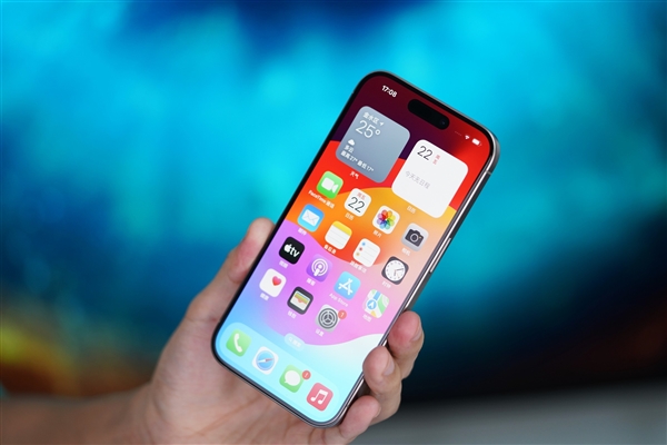 因存储iPhone 18系列至少要涨价几千元！苹果通过增订OLED屏幕压低成本 iPhone 18 第1张