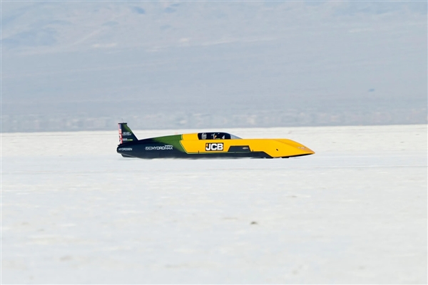 653km/h人飞魂追！氢动力车陆地速度纪录被刷新 氢动力车 第7张