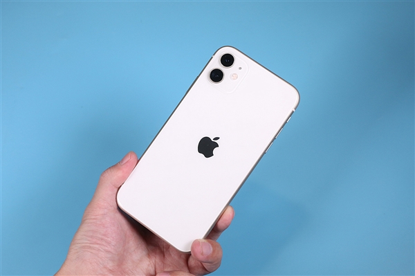 350元、最能输出60W功率!苹果给iPhone充电提速了:40W动态充电头开始普及 苹果给iPhone充电提速 第1张 350元、最能输出60W功率!苹果给iPhone充电提速了:40W动态充电头开始普及 苹果给iPhone充电提速 第1张