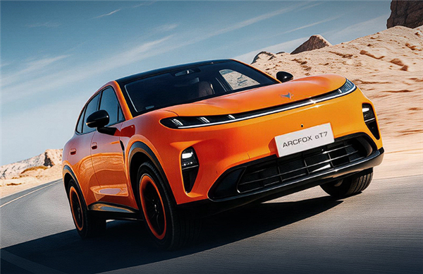 13.78万买车长超5米的大SUV！极狐T7预售72小时 订单破3万 极狐T7 第3张