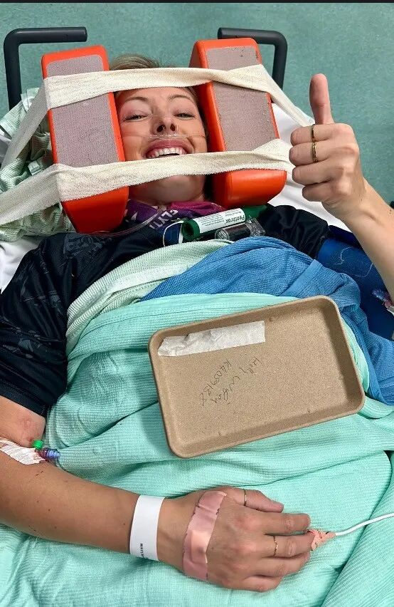 3000米高空跳伞时女子被一脚踢晕！奇迹生还后还想再跳一次 3000米高空跳伞时女子被一脚踢晕 第3张