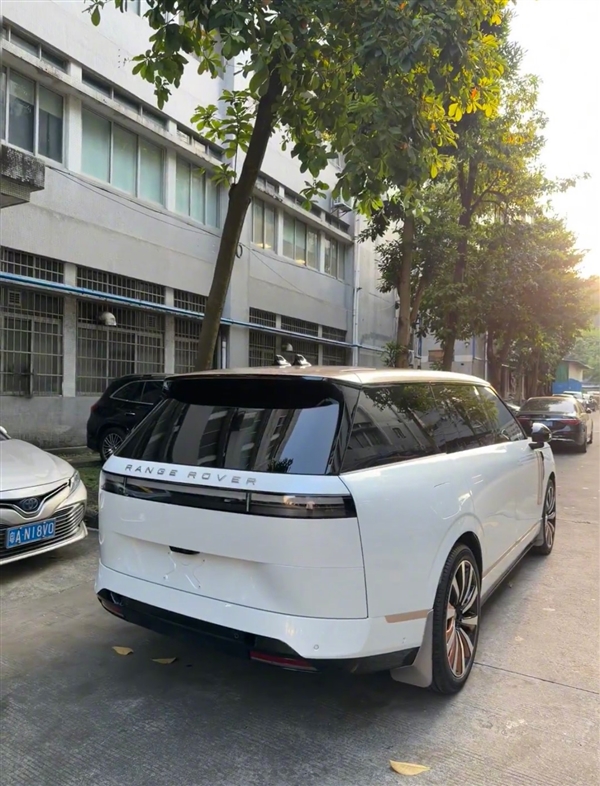 小鹏GX车主爆改爱车成路虎揽胜:不懂车的真给唬住了 小鹏GX 第5张 小鹏GX车主爆改爱车成路虎揽胜:不懂车的真给唬住了 小鹏GX 第5张