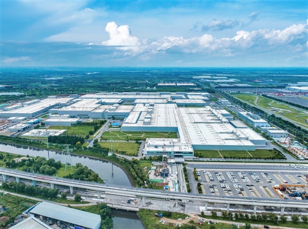宝马集团：第六代动力电池核心环节在中国实现本土化 第六代动力电池核心环节 第2张