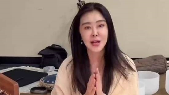 与王祖贤合照必须开美颜 王祖贤7年大粉梦灭脱粉 王祖贤 第3张