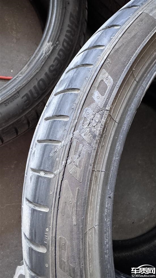 一汽奥迪A4L遭车主集体投诉：原车倍耐力轮胎开裂 厂家不理赔 奥迪A4L 第2张