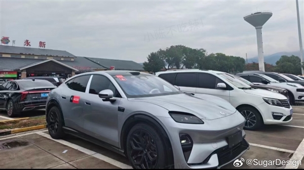 与问界M7同一工厂制造 赛豆科技首车AIVA ME7测试车曝光 赛豆科技 AIVA ME7测试车 第2张