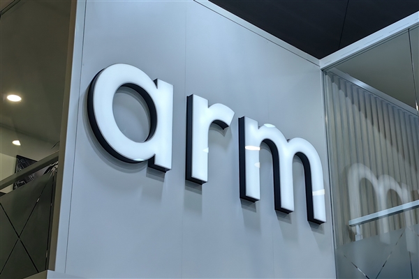 撕破脸！高通硬刚Arm：要求5年不交授权费 高通 第1张